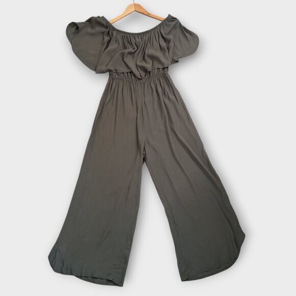 Olive Green Ruffled Off-Shoulder Jumpsuit Size Large Women - Picture 2 of 7